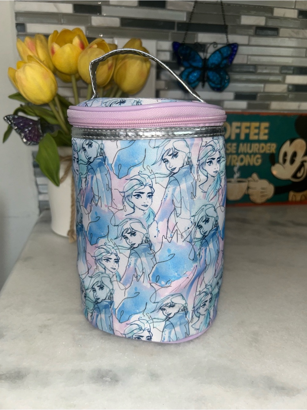 NWOT! Disney Girls “Frozen” Tote with handle